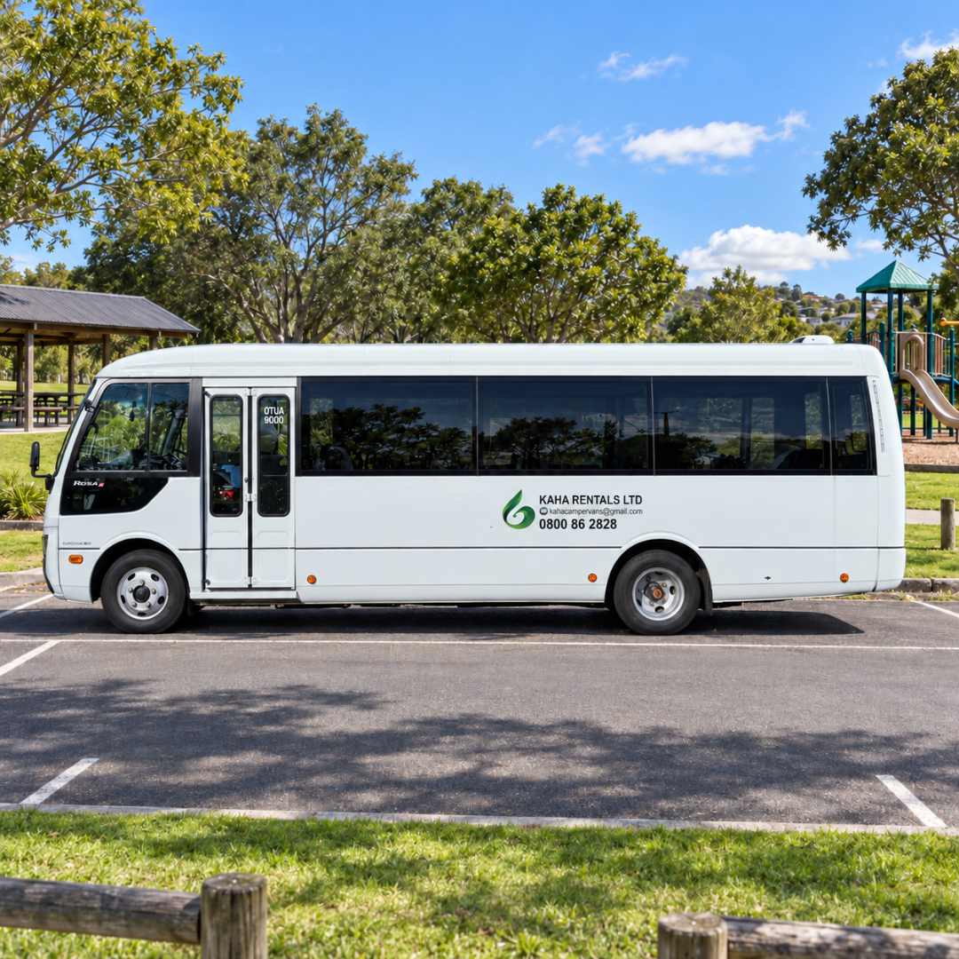 2024 Fuso Rosa Passenger Mini Bus (QMG 898)