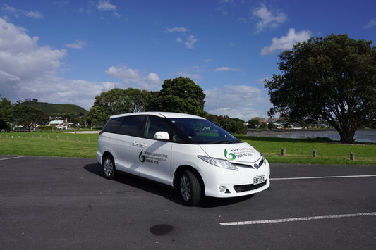 Toyota Estima (Mana 626)