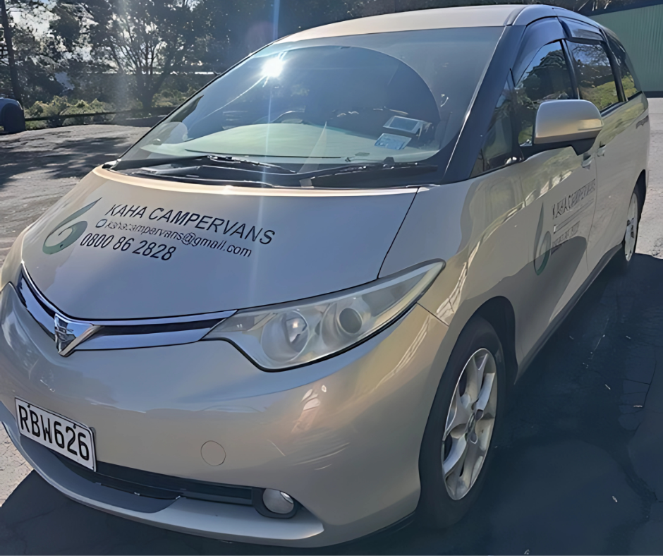 Toyota Estima (Mana 626)