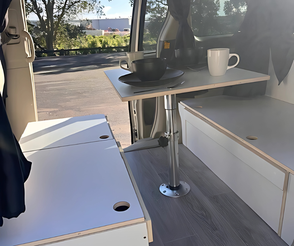 Toyota Estima (Mana 626)