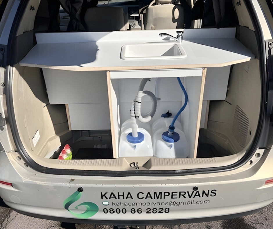 Toyota Estima (Mana 626)