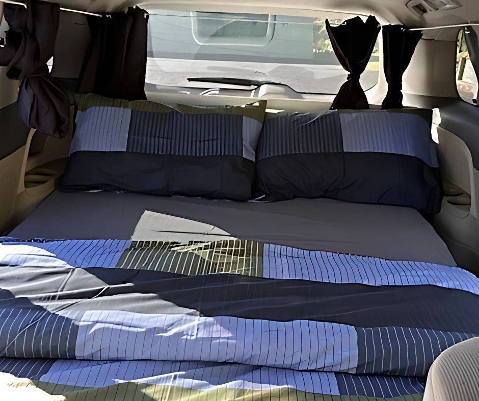 Toyota Estima (Manukau 574)