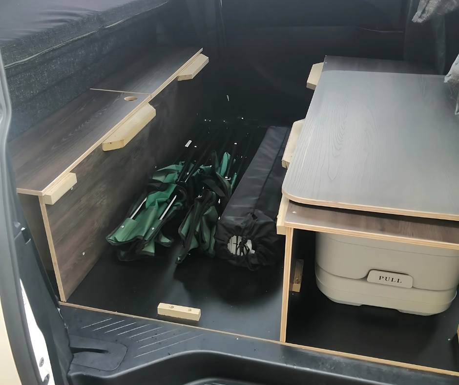 Toyota Estima (Notsukow 276)