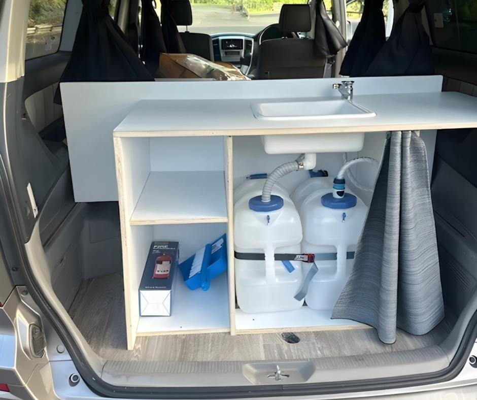 Toyota Alphard (Ranui 425)