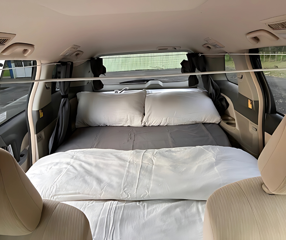 Toyota Estima (Hikoi 894)