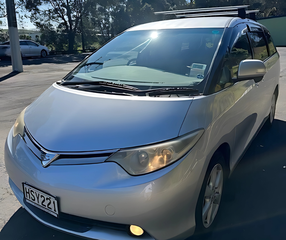 Toyota Estima (Totoka 221)