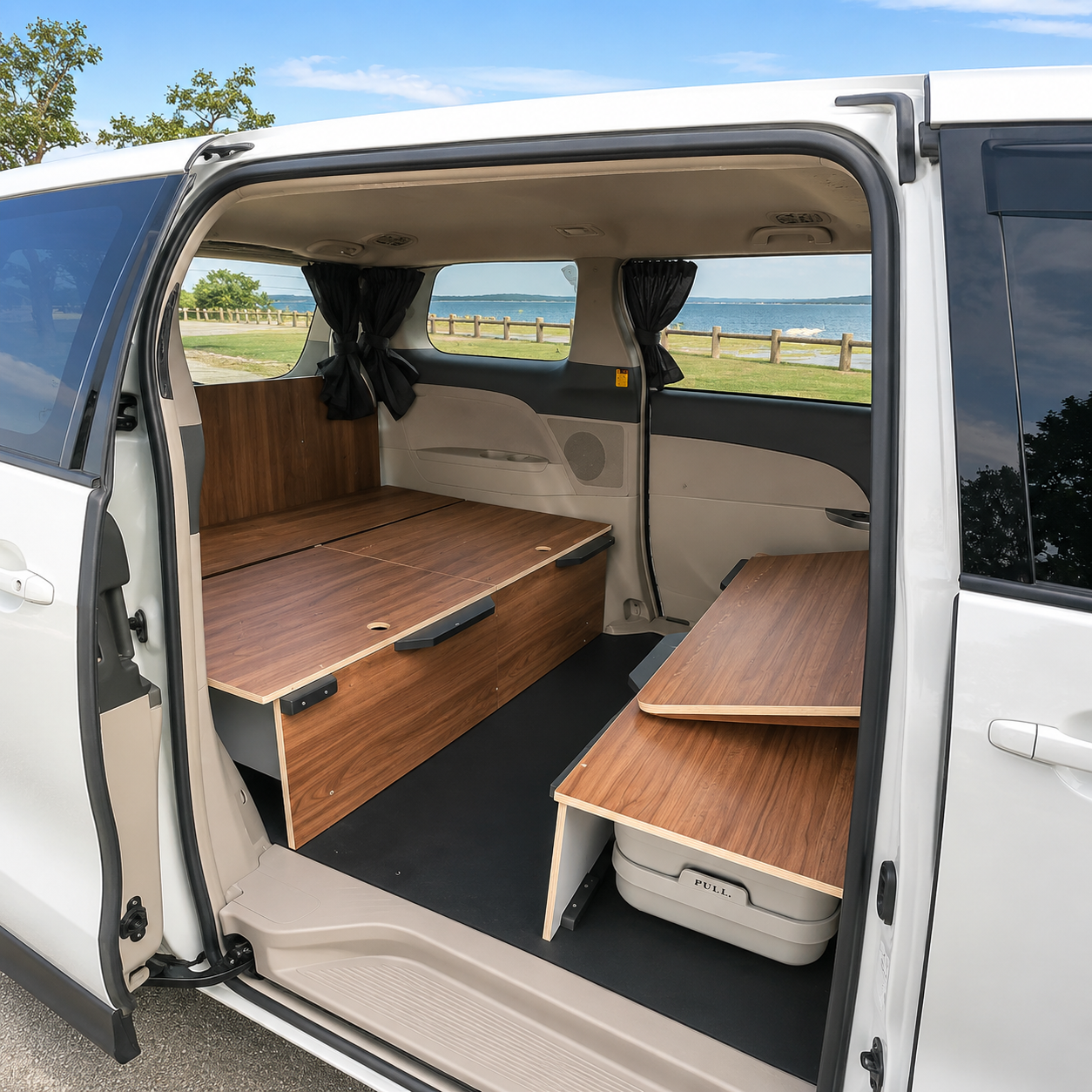 Toyota Estima (Estimator 2.0)