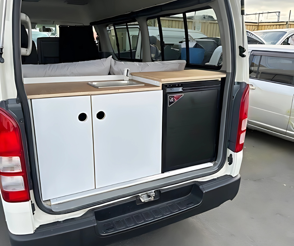 Toyota Hiace (Wanaka 512)