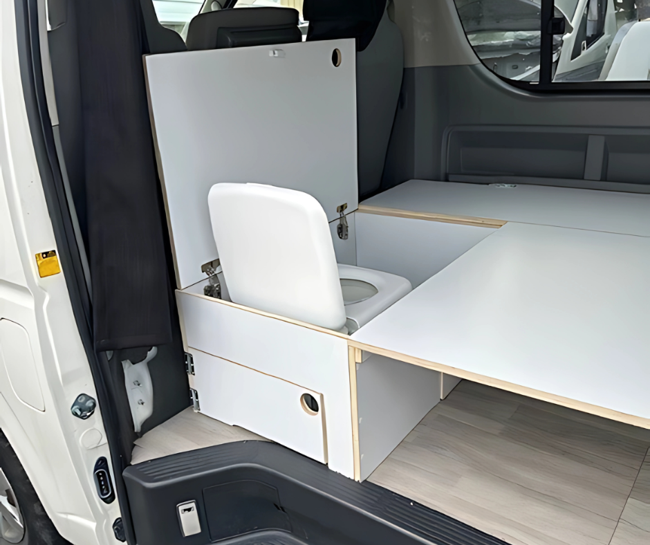 Toyota Hiace (Wanaka 512)