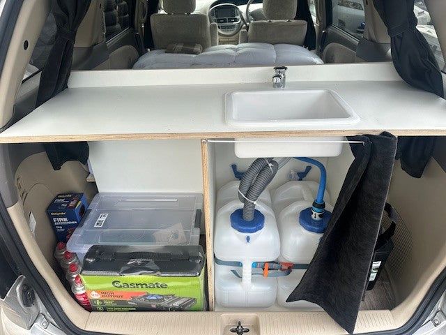 Toyota Estima (Hori 351)