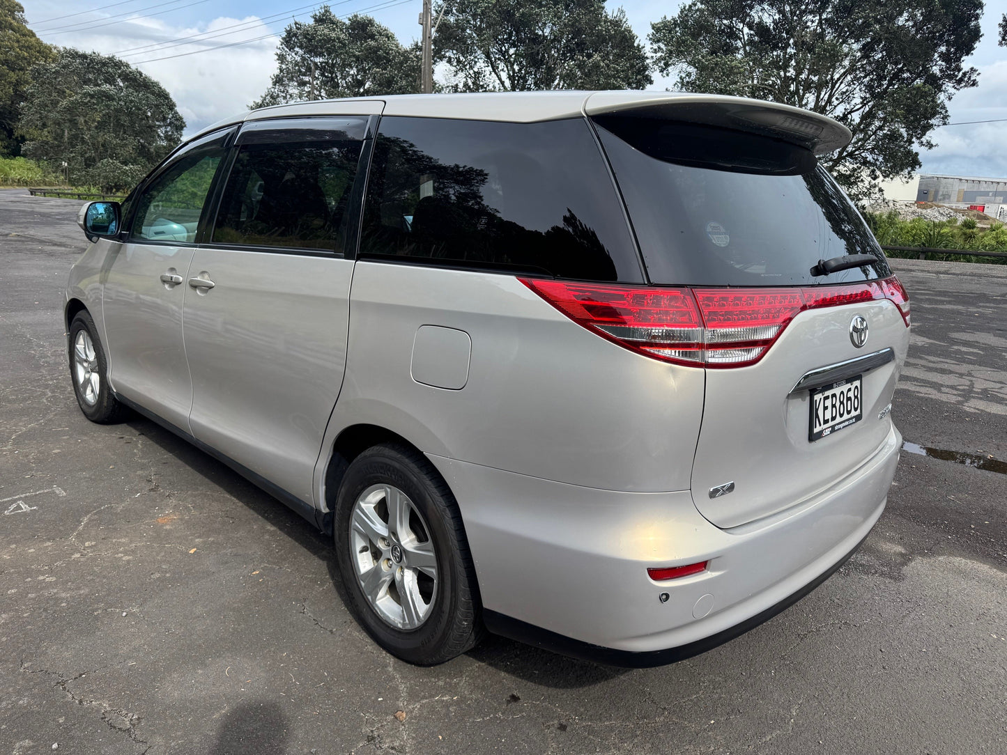 Toyota Estima (Aotea 868)