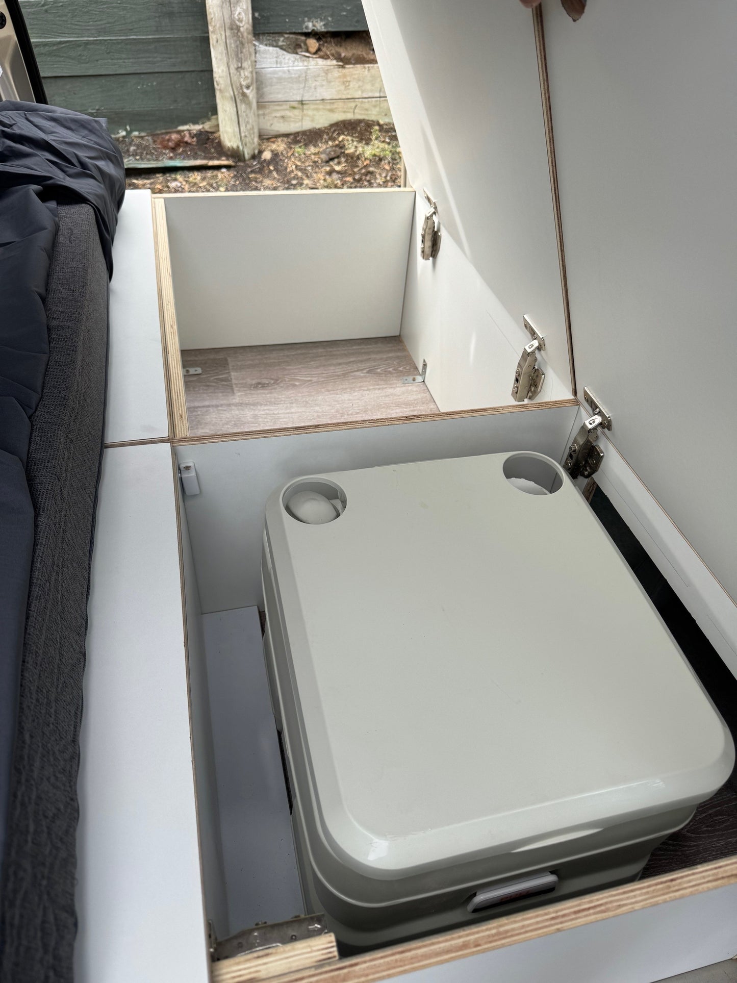 Toyota Estima (Whenua 212)