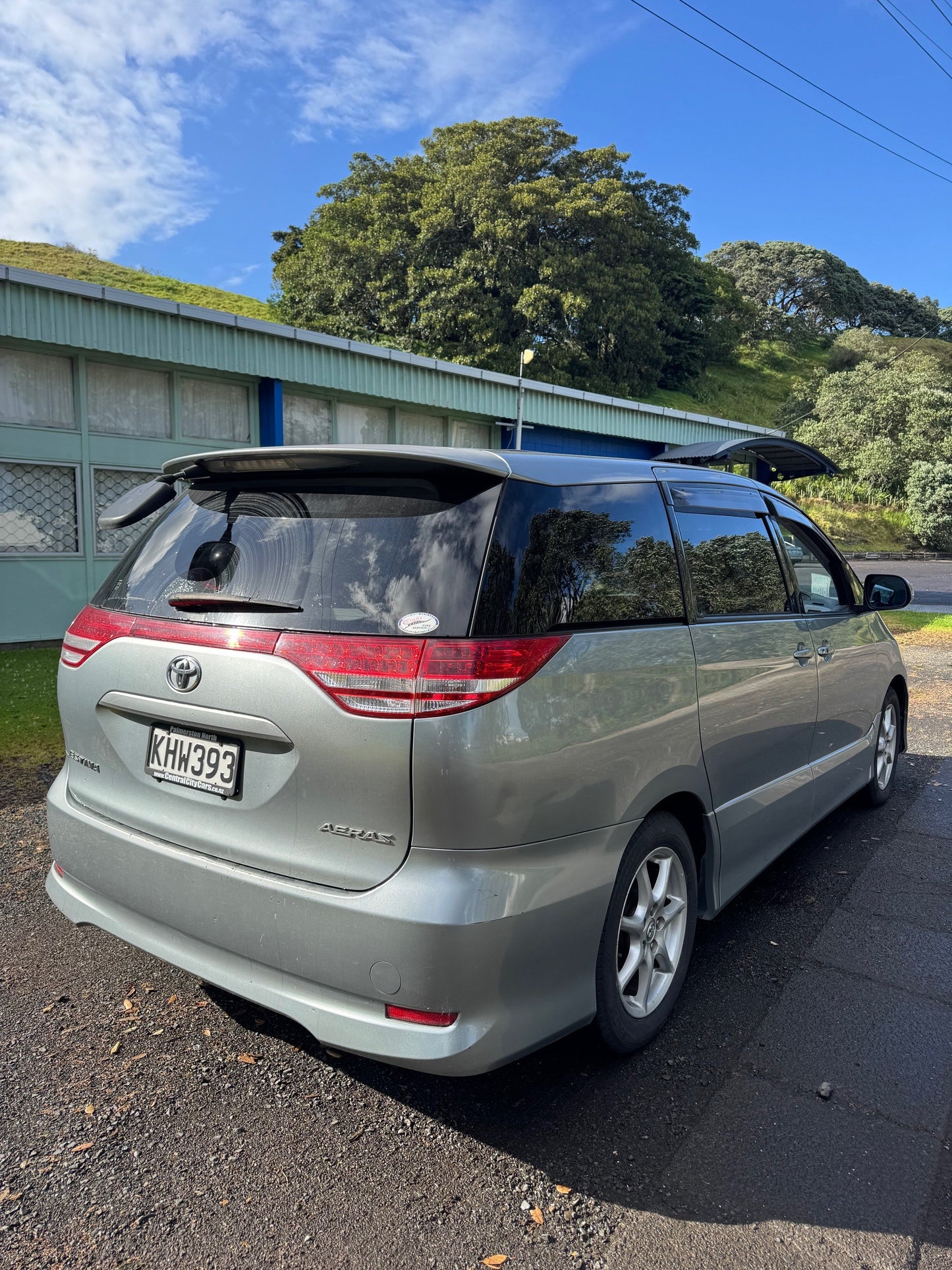 Toyota Estima (Ika 393)