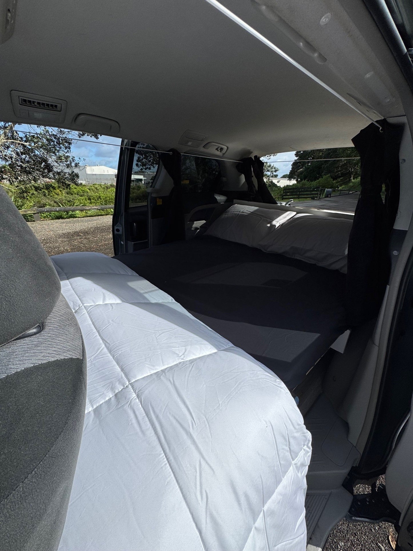 Toyota Estima (Hoi 648)