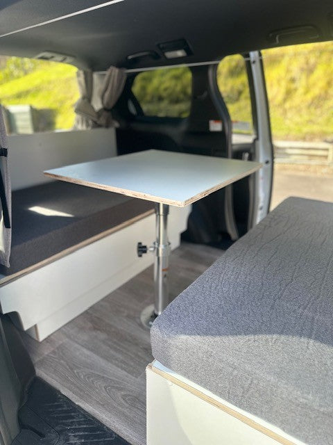 Toyota Estima (Tainui 746)