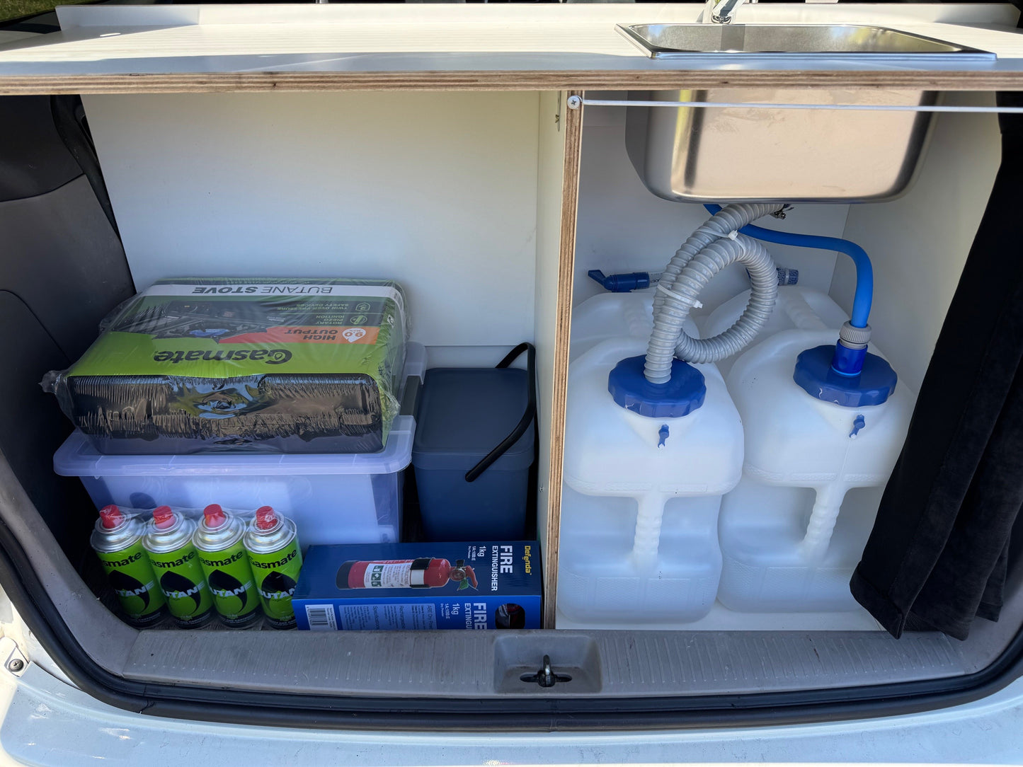 Toyota Estima (Rimu 345)